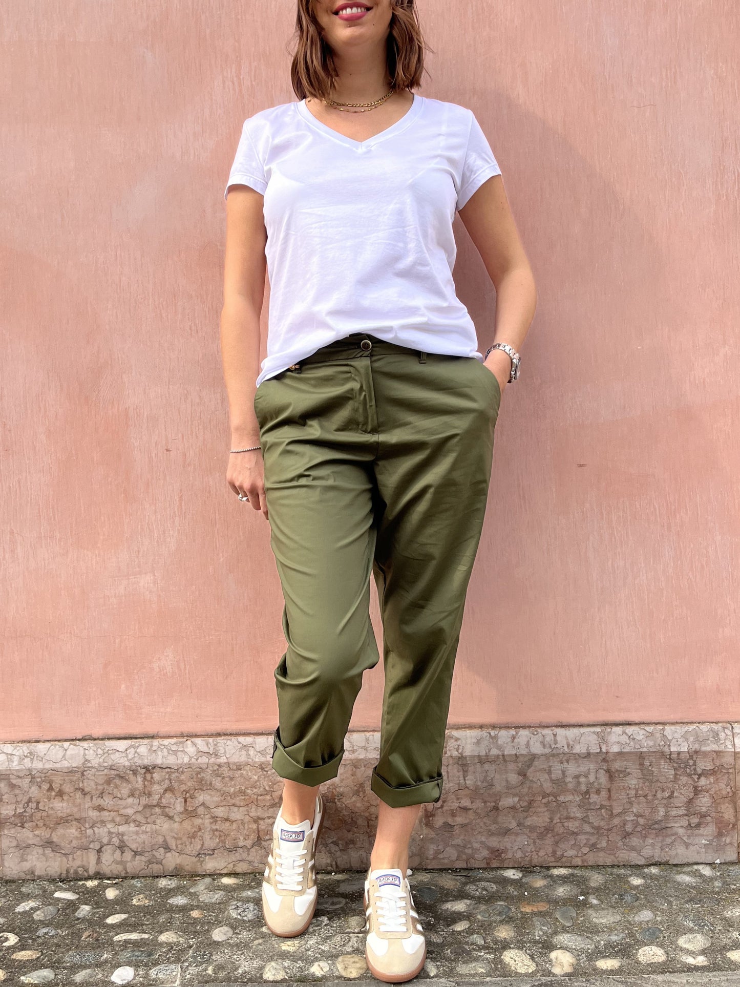 T-SHIRT SCOLLO V FILO DI SCOZIA