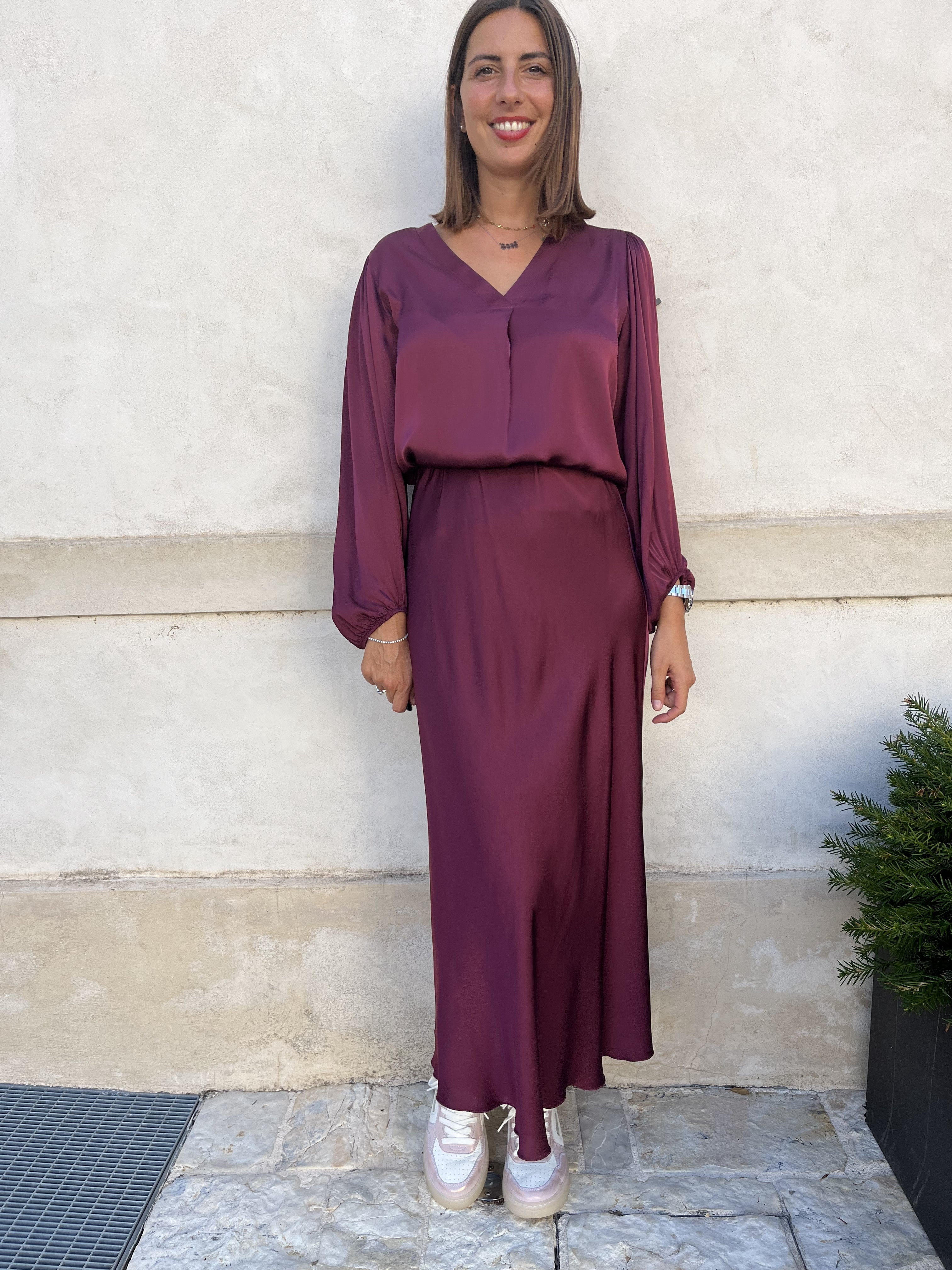 BLUSA IN VISCOSA SCOLLO V