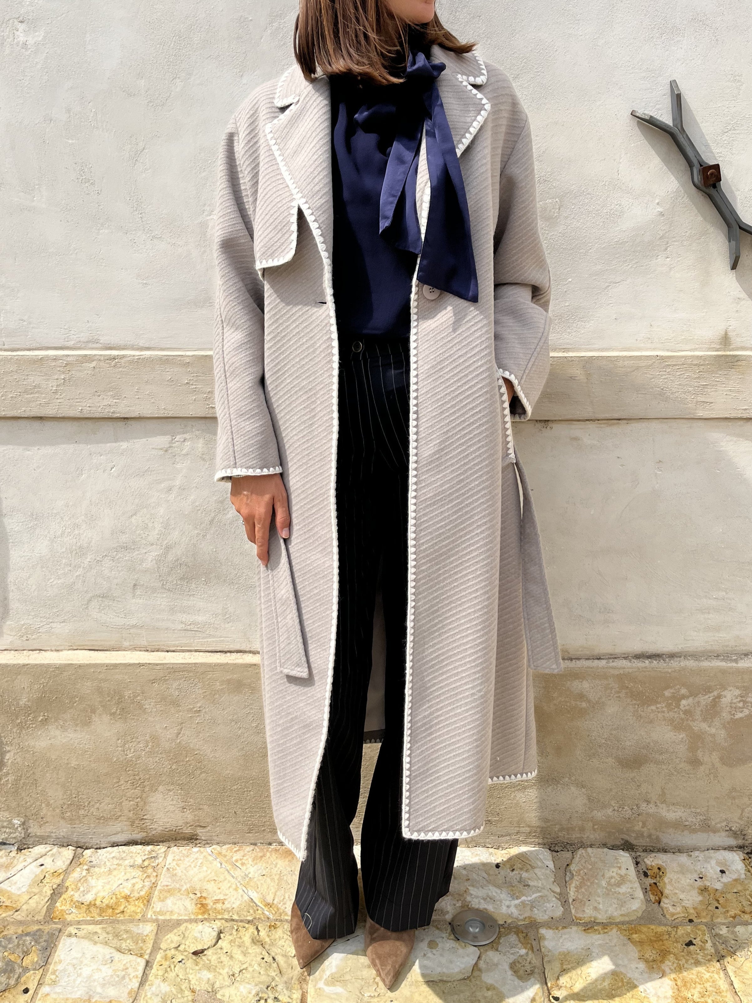 CAPPOTTO BORDO RICAMATO