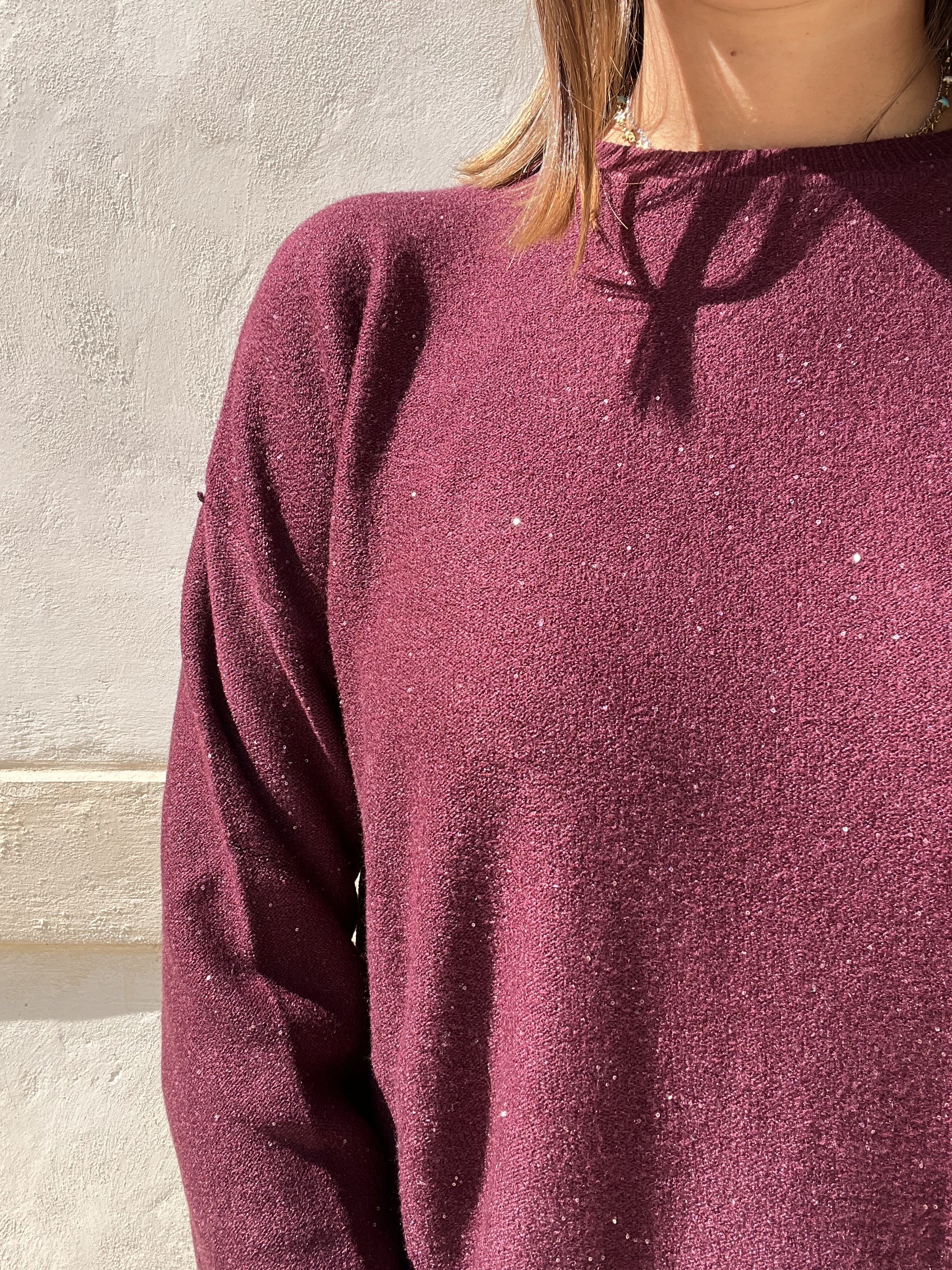 SCOLLO A V OVER MICROPAILLETTES