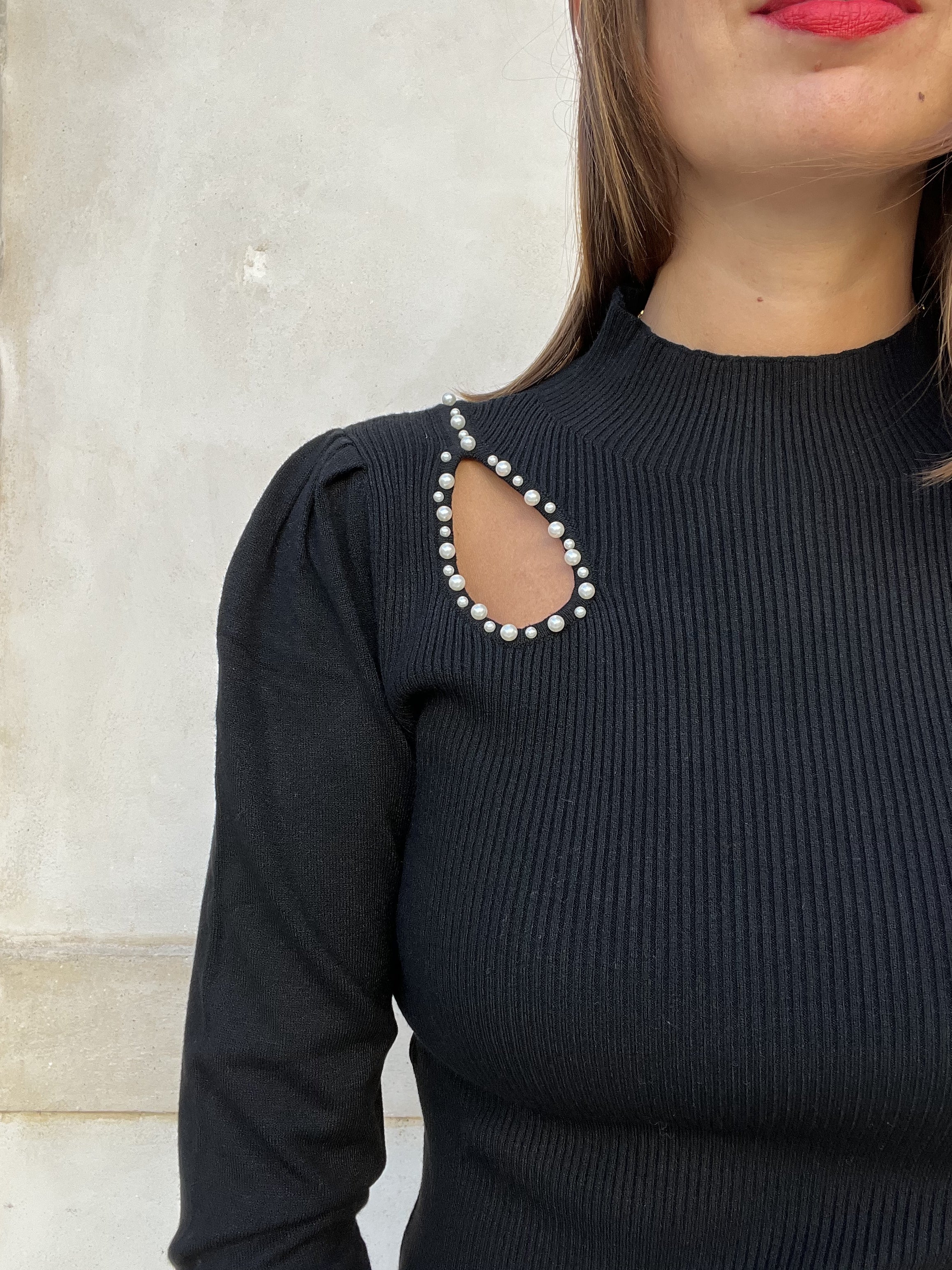 MAGLIA LUPETTO APPLICAZIONE PERLE