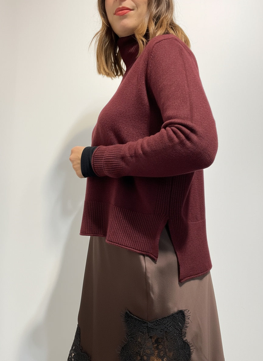 MAGLIONE COLLO ALTO A SCATOLA