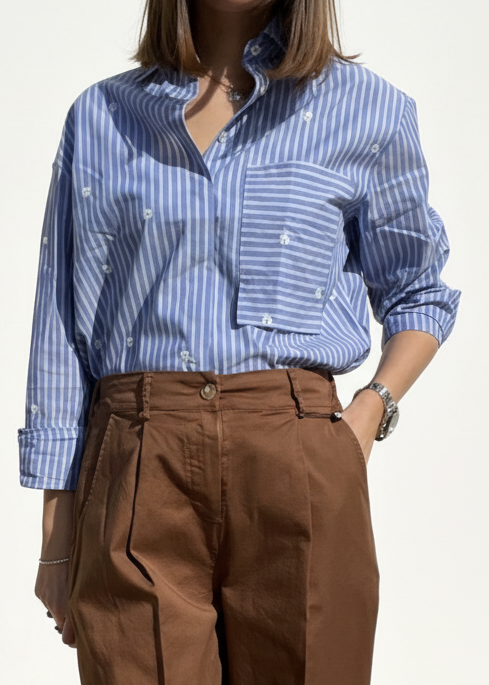 CAMICIA RIGONE RICAMI E TASCHINO