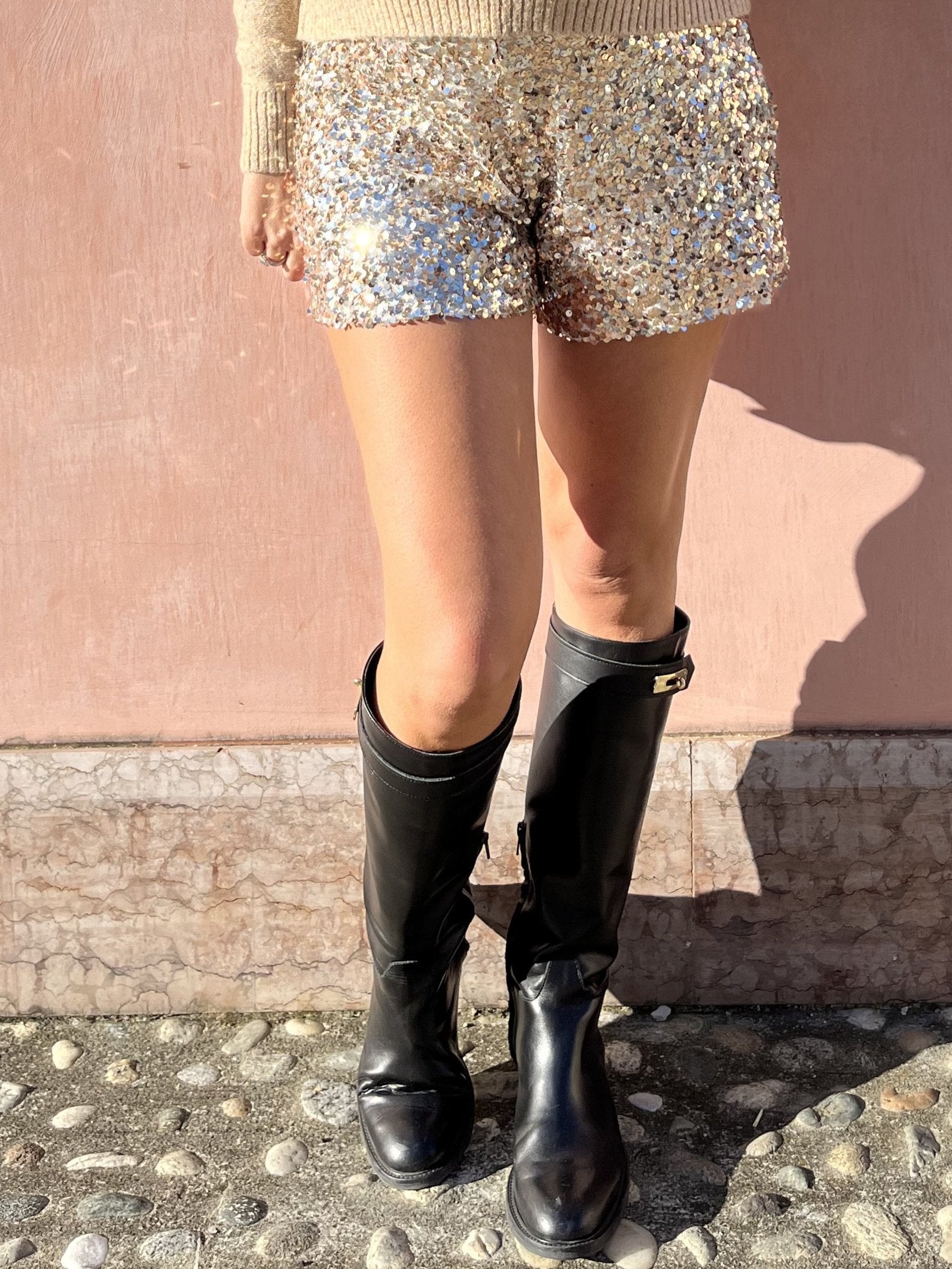 SHORT PAILETTES