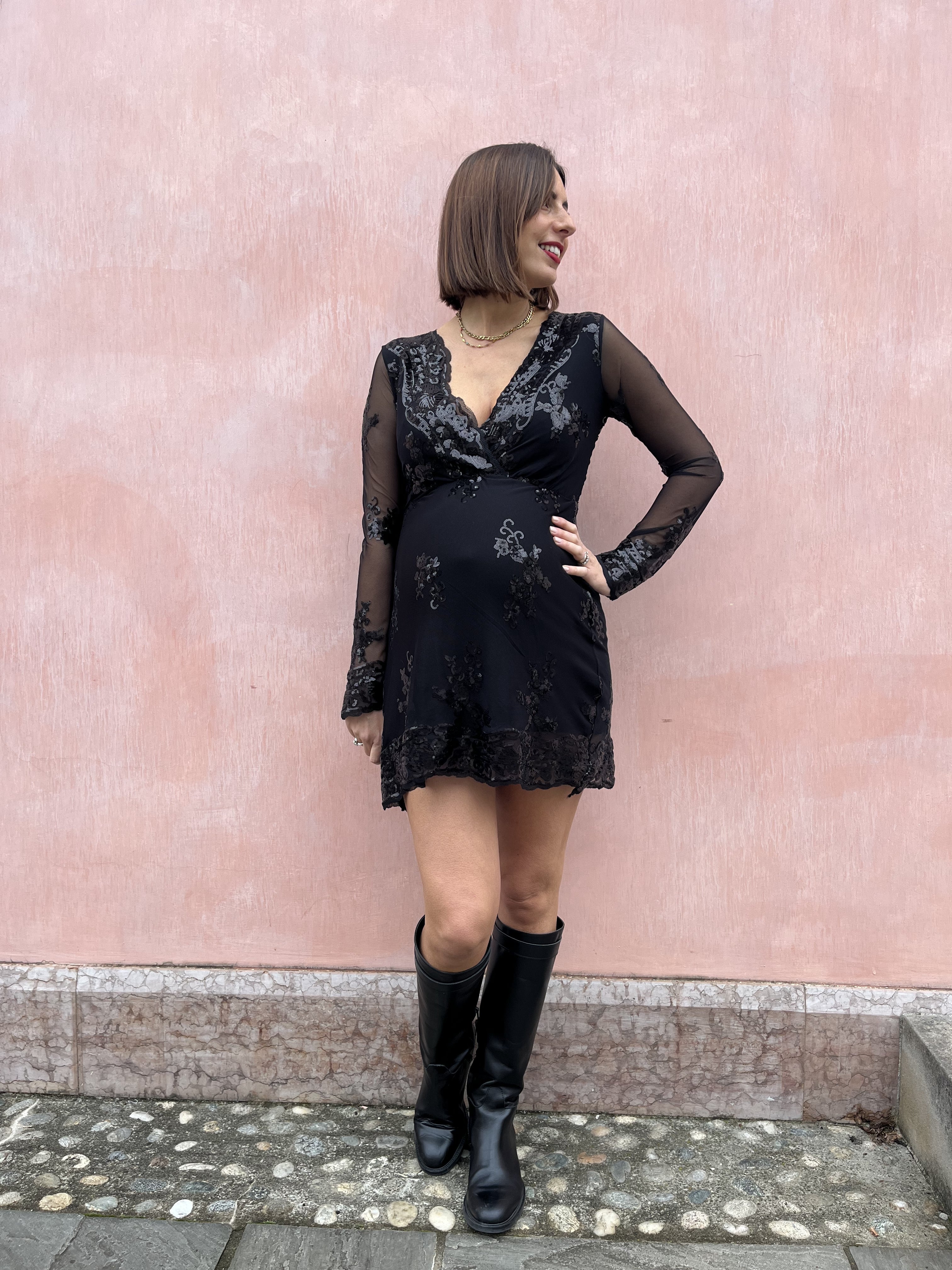 ABITO TULLE E PAILETTES
