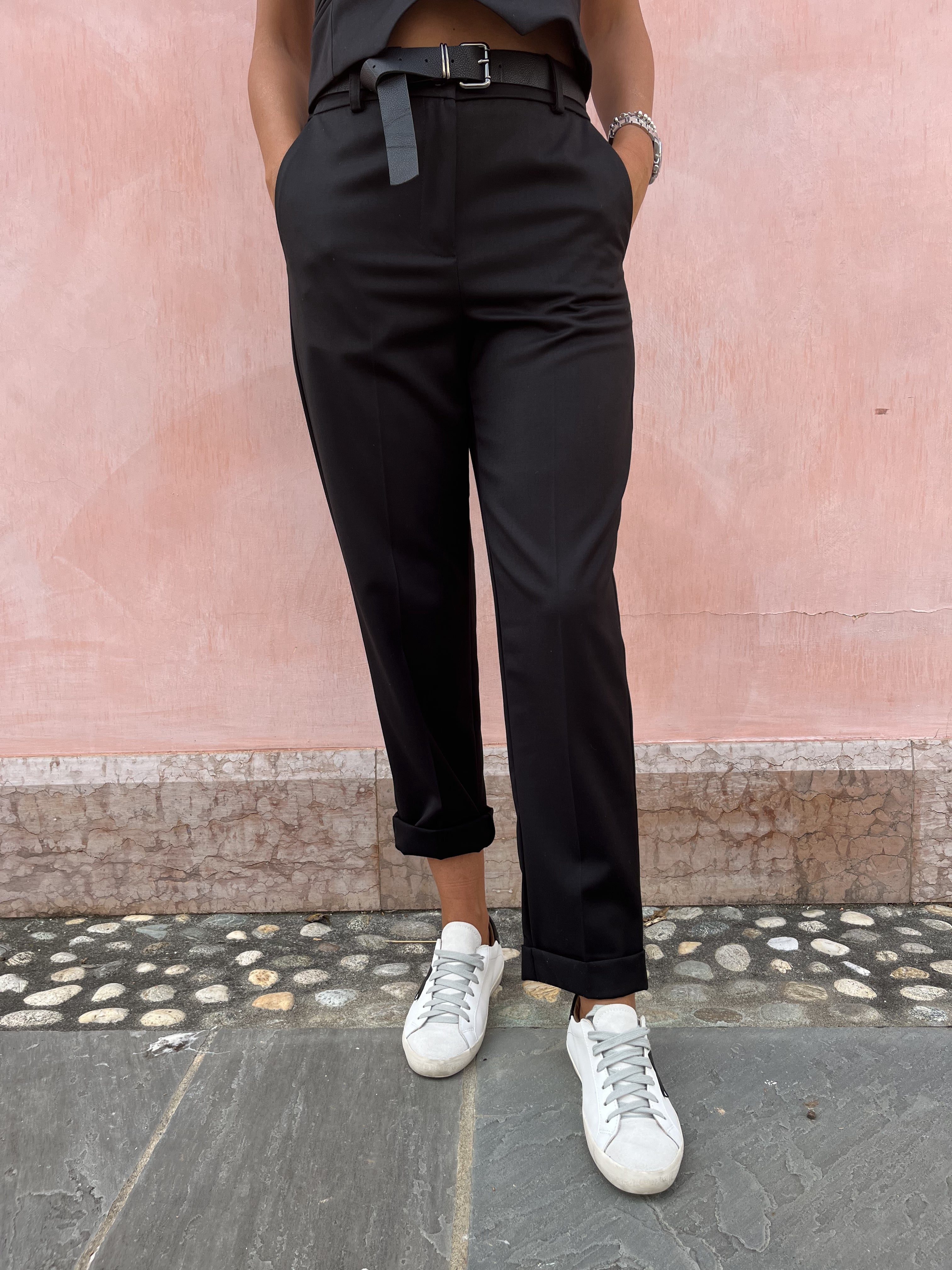 PANTALONE CON CINTURA
