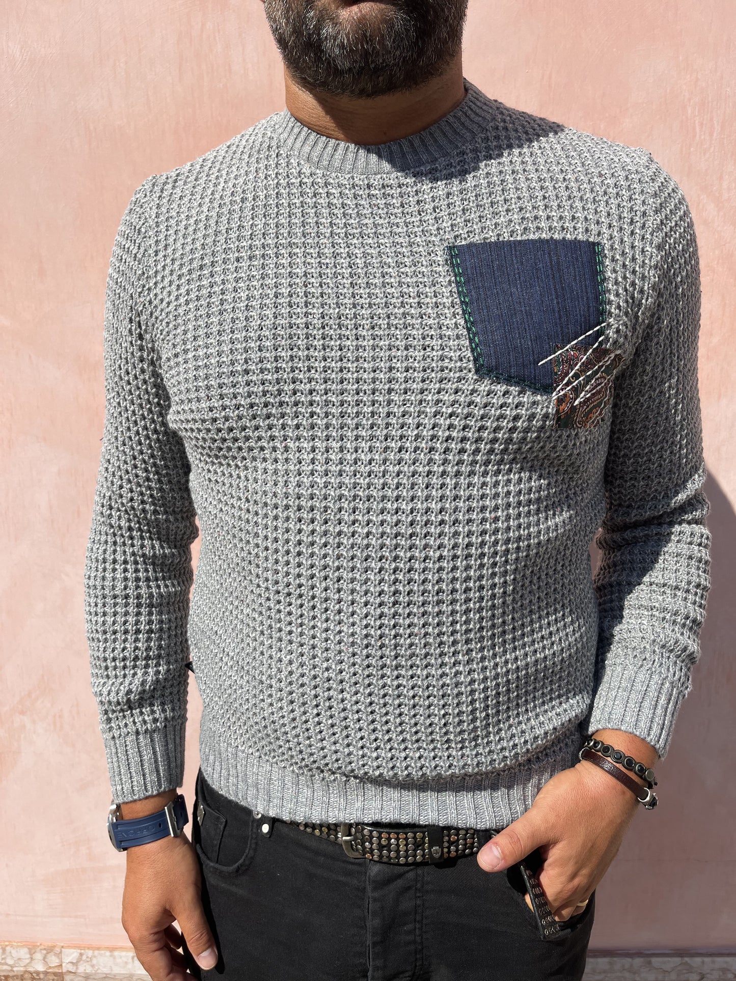 MAGLIONE PERLATO TASCHINO PATCH