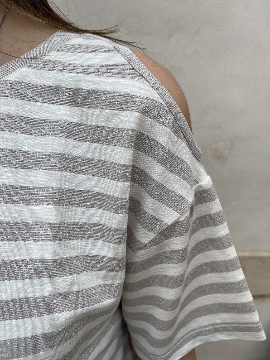 TSHIRT SPALLA APERTA LUREX