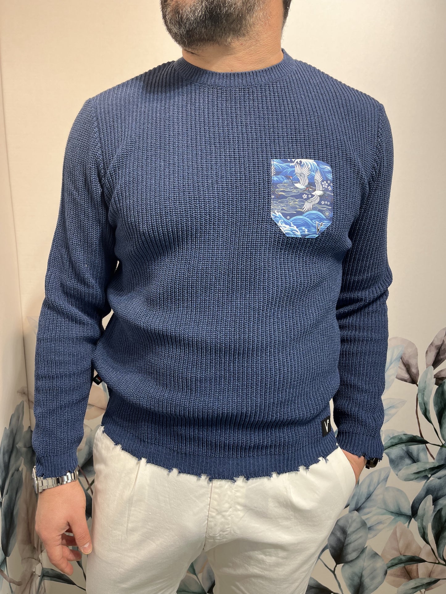 MAGLIONE CON TASCHINO