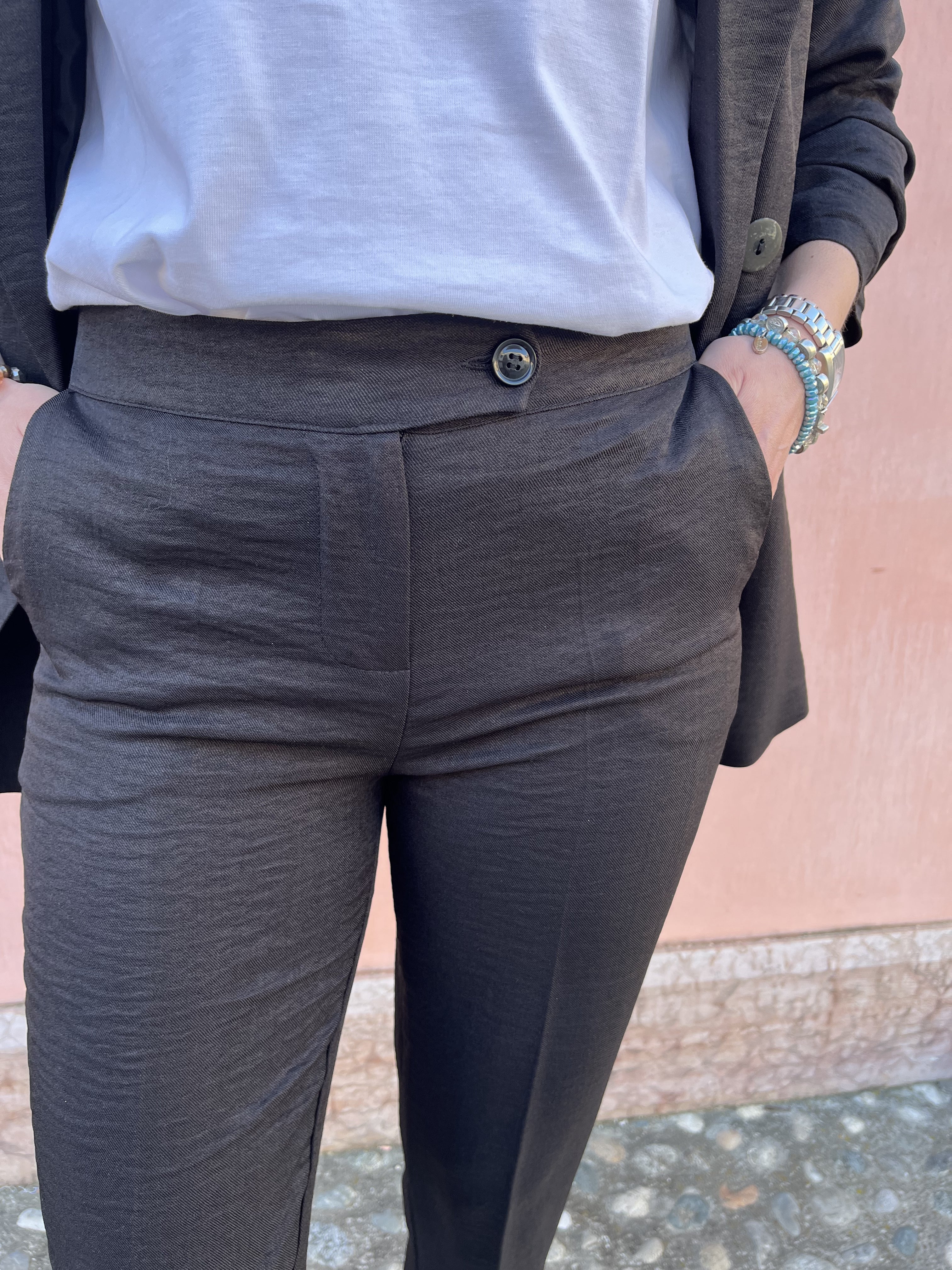 PANTALONE CARROT CON BALZA