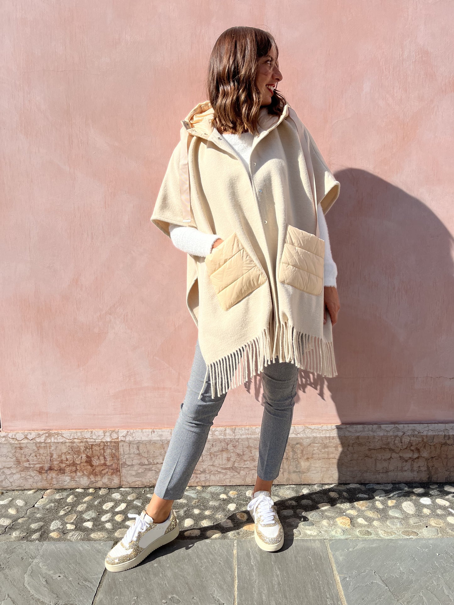 PONCHO IN  PANNO CON CAPPUCCIO