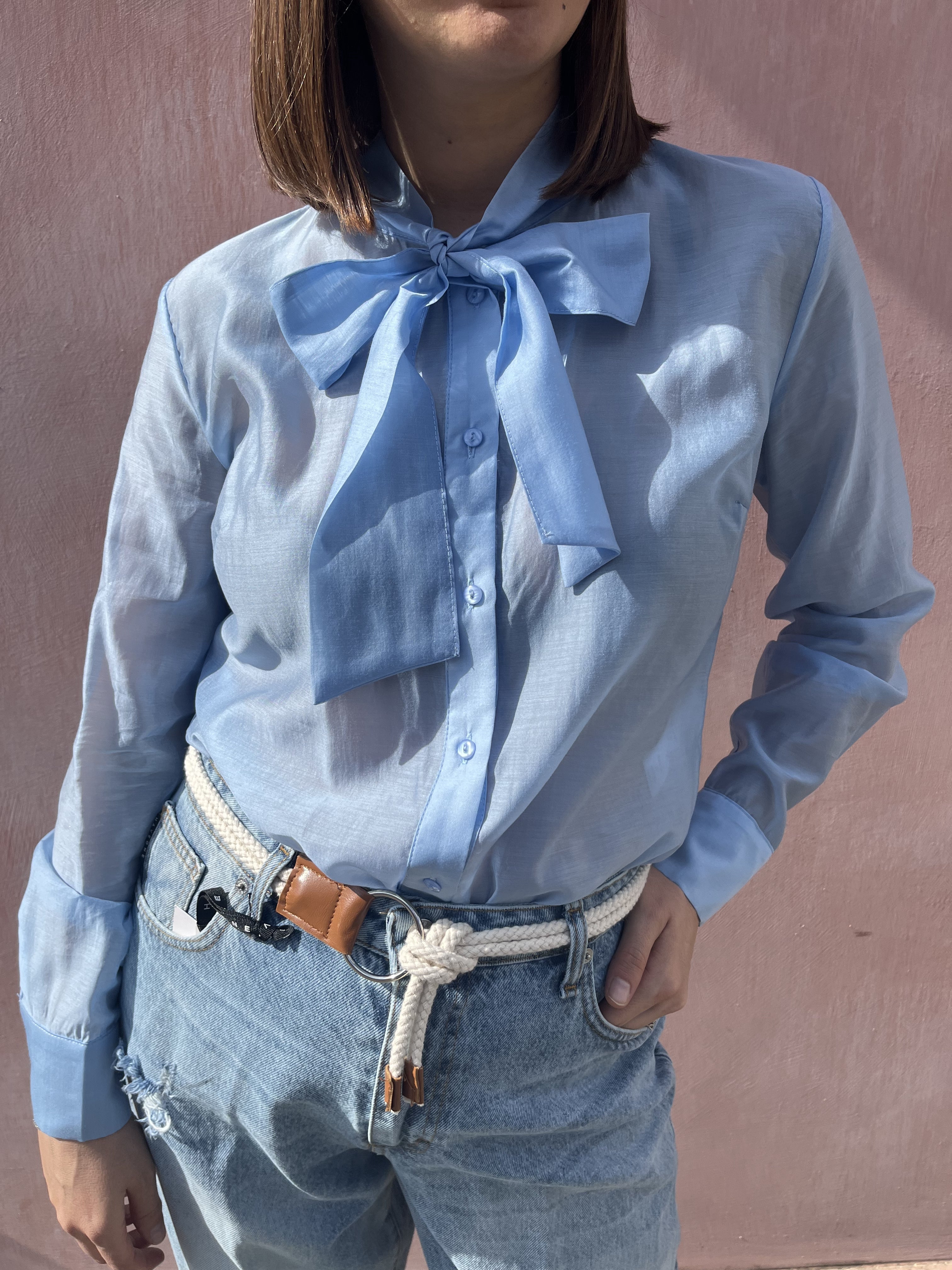 CAMICIA CON FIOCCO