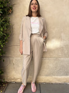 PANTALONE CARROT CON PENCE