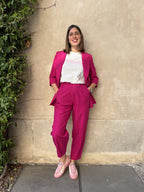 PANTALONE CARROT CON PENCE