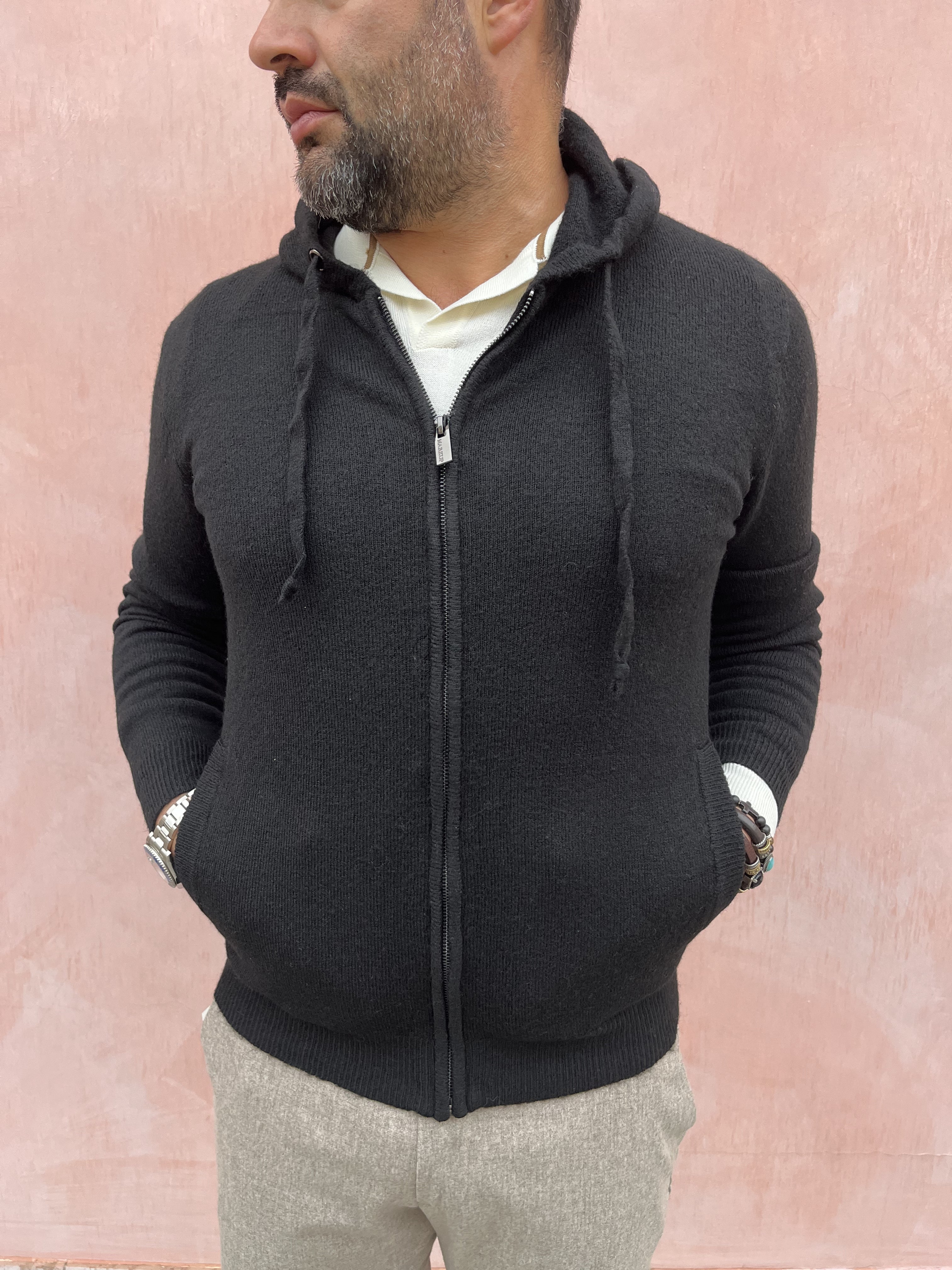 MAGLIONE ZIP CAPPUCCIO