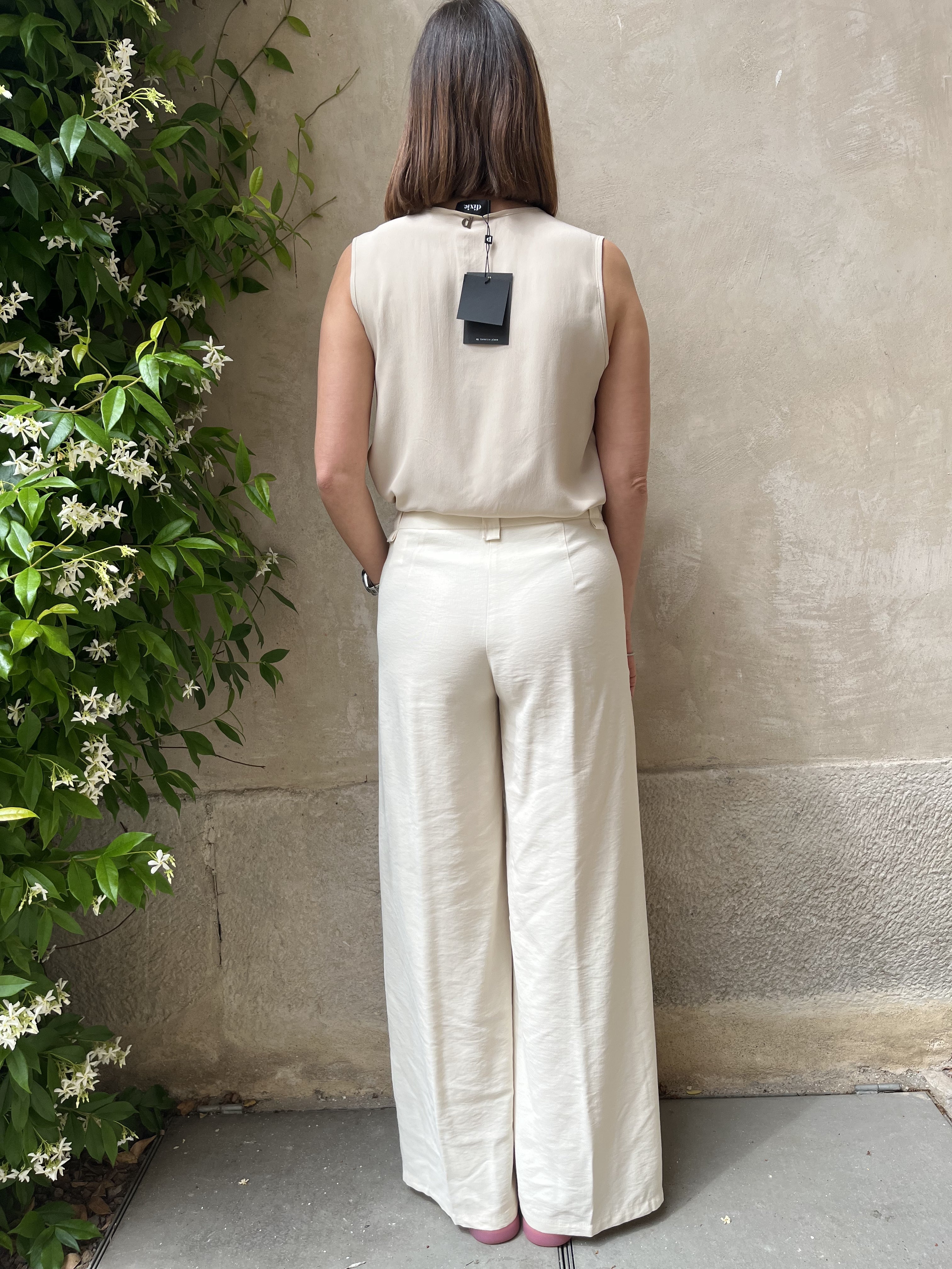 PANTALONE LARGO CON TASCONI