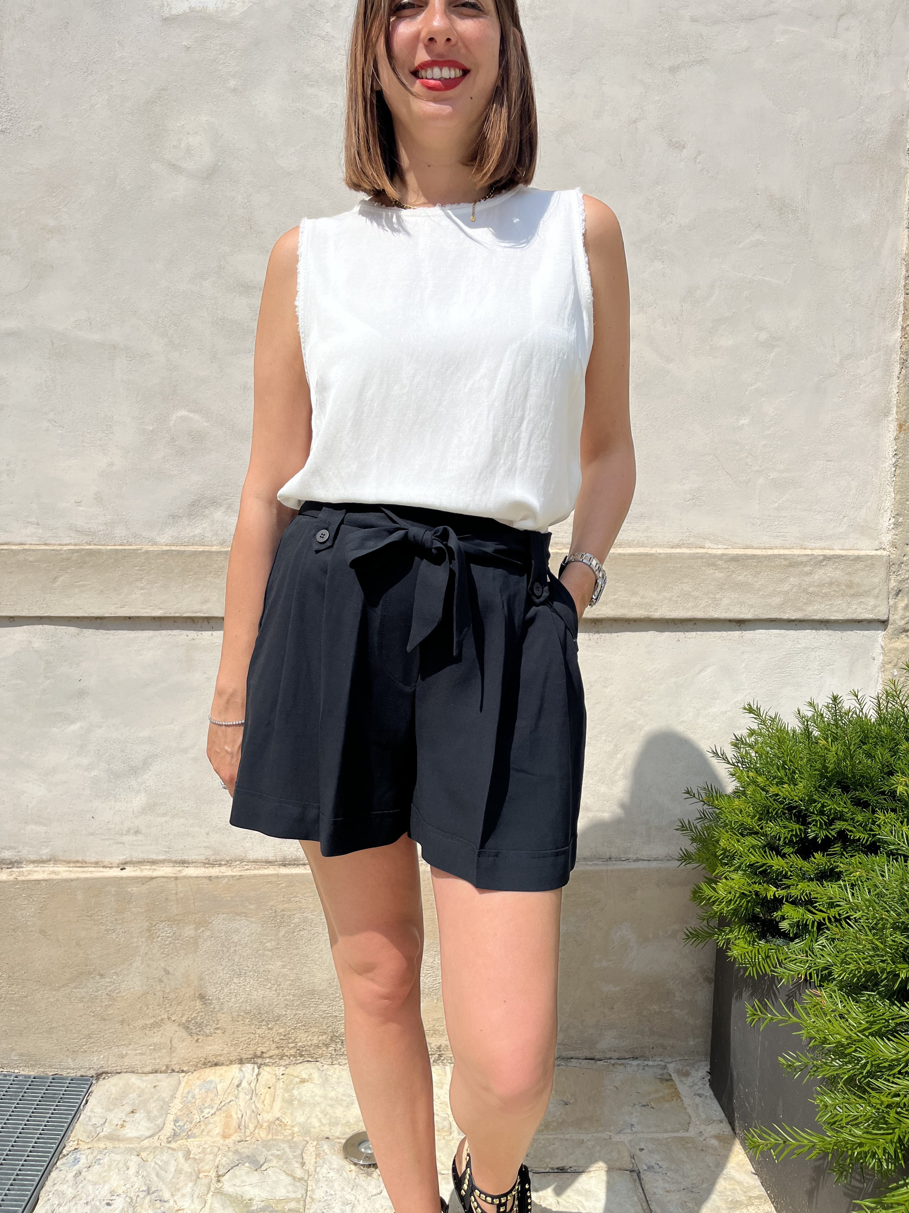 SHORT IN VISCOSA E LINO