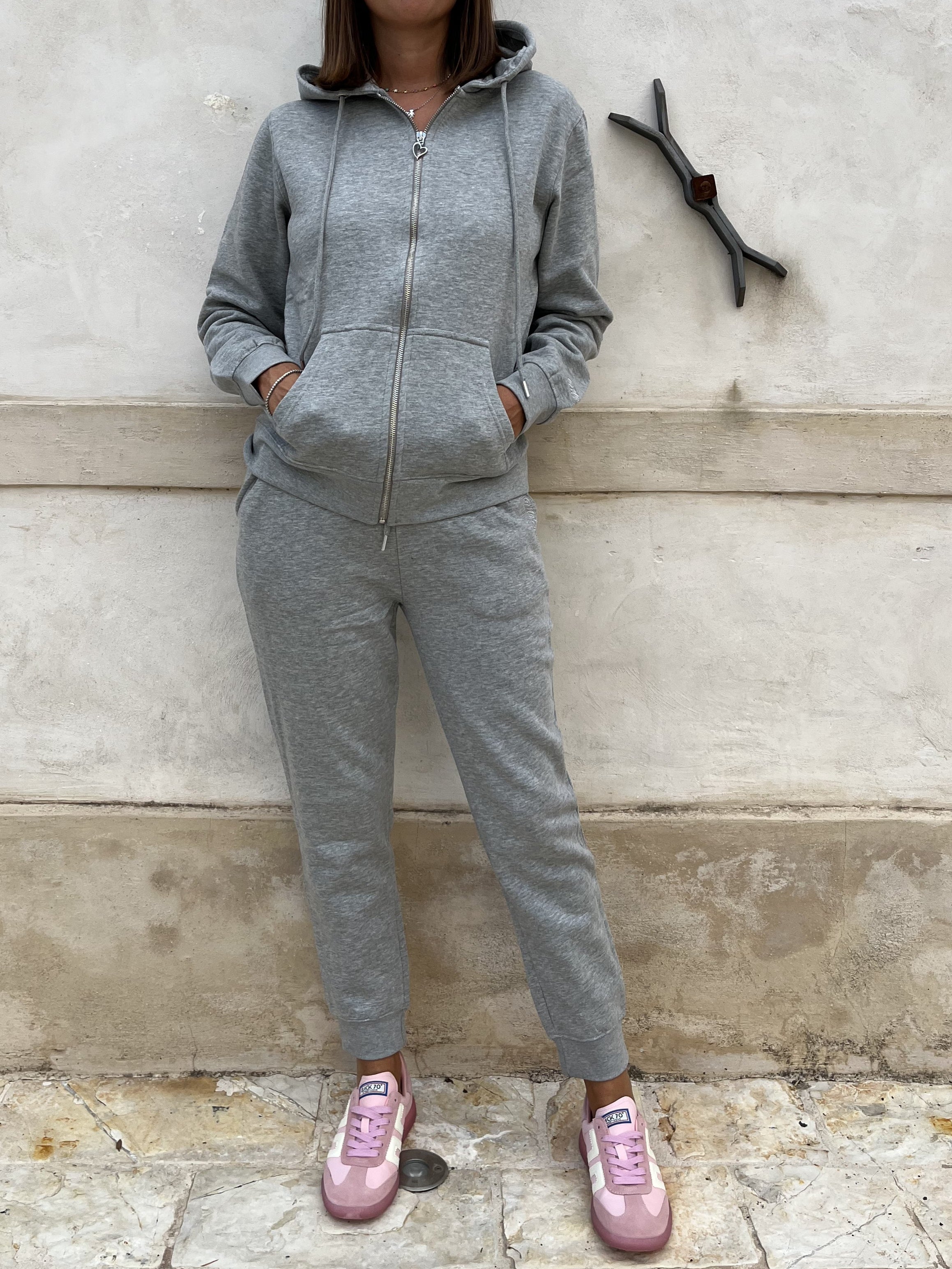 PANTALONI IN FELPA