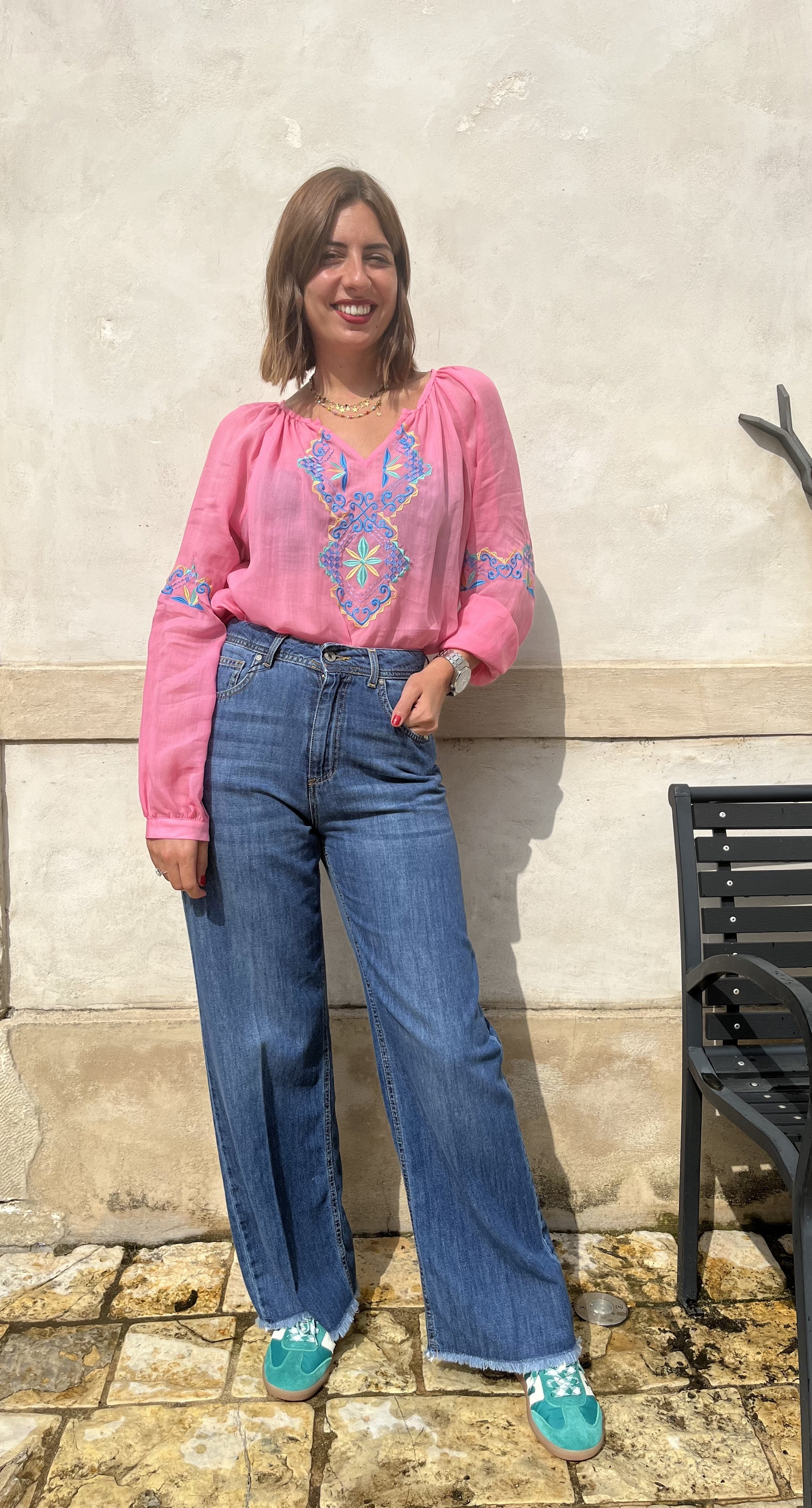 BLUSA IN RAMIE' CON RICAMO
