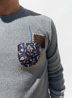 MAGLIONE GRIGIO OCCHIO DI PERNICE TASCHINO PATCH